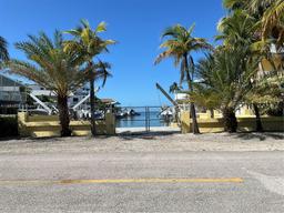 Picture of 201 Dexter Ct, Tavernier, FL 33070