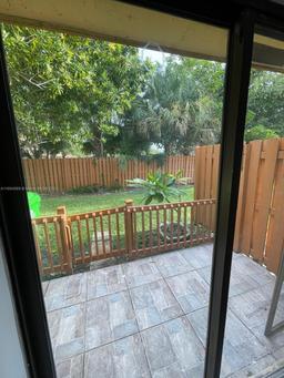 Picture of 4044 Sierra Ter # 4404, Sunrise, FL 33351