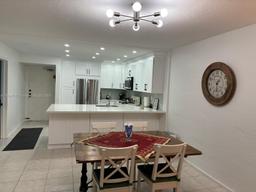 Picture of 6884 N Kendall Dr # C407, Pinecrest, FL 33156