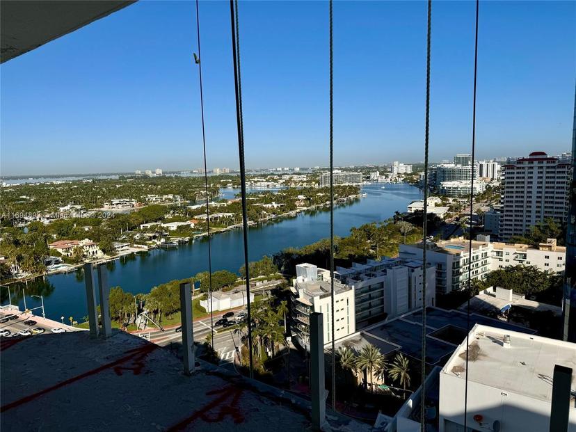 Picture of 6061 Collins Ave # 23A, Miami Beach FL 33140