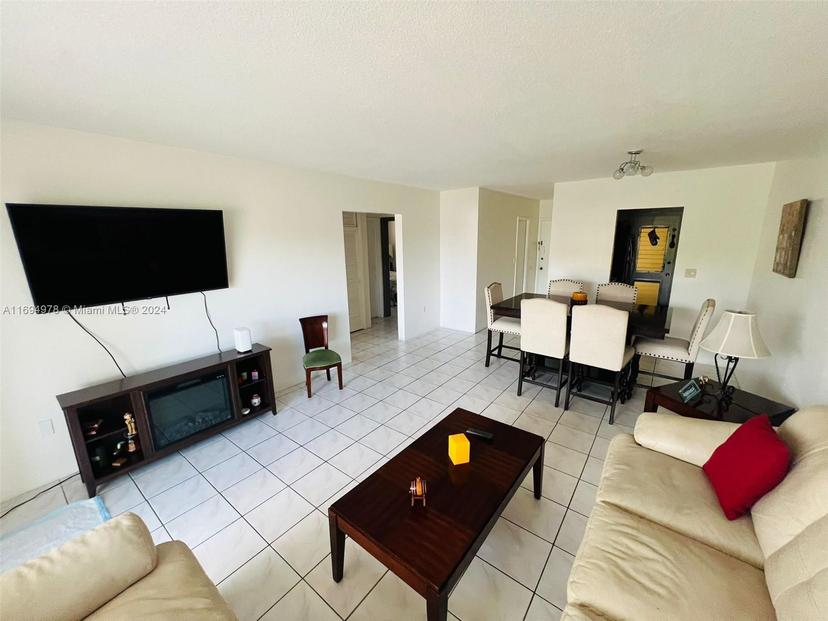 Picture of 17000 NE 14Th Ave # 201, North Miami Beach FL 33162