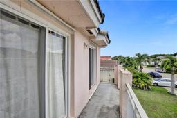 Picture of 15970 SW 72Nd Ter, Miami, FL 33193