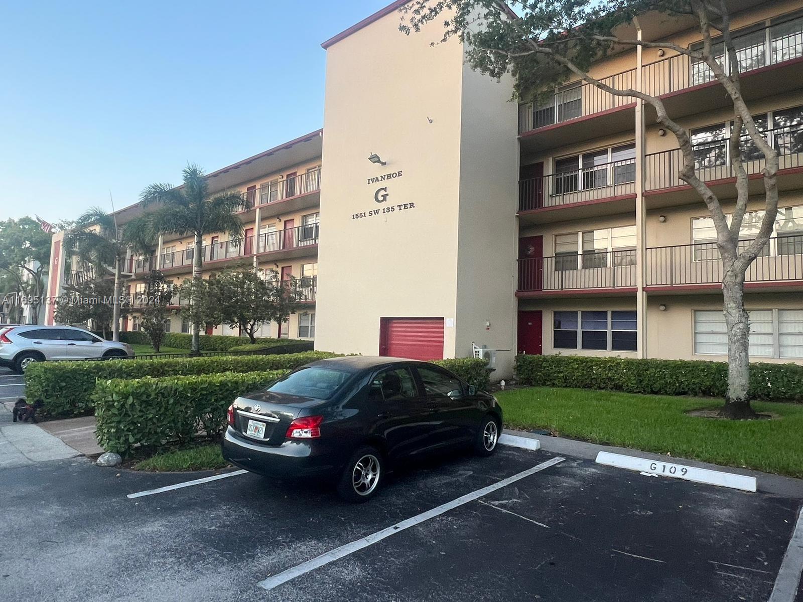 Picture of 1551 SW 135Th Ter # 405G, Pembroke Pines, FL 33027