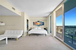 Picture of 185 SW 7Th St # 3100, Miami, FL 33130