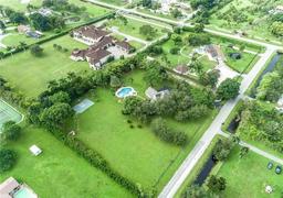 Picture of 13500 SW 55Th St, Southwest Ranches, FL 33330