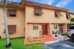 Picture of 6858 NW 173Rd Dr # 302, Hialeah, FL 33015