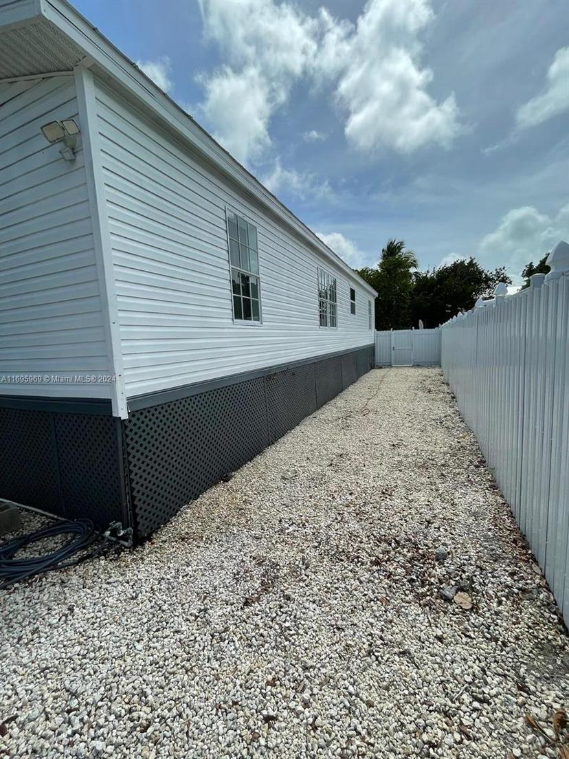 Picture of 1027 74Th Street Ocean, Marathon FL 33050