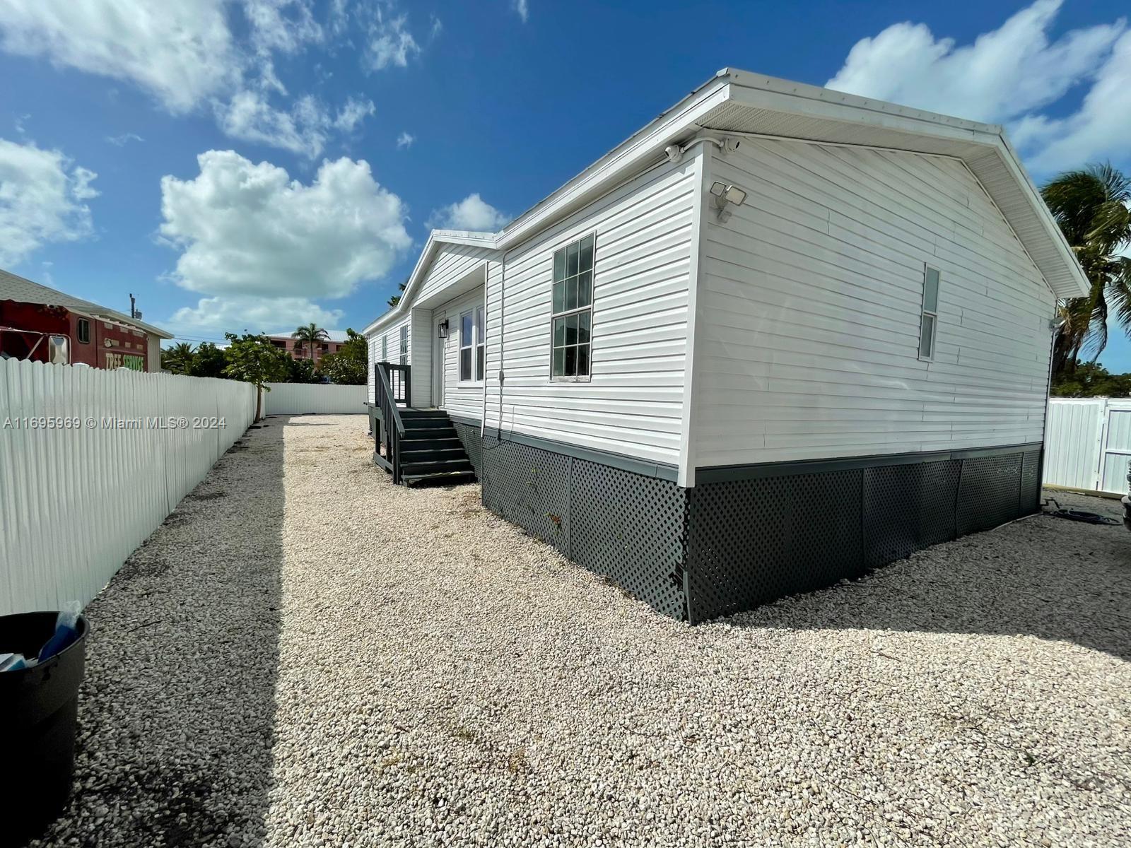 Picture of 1027 74Th Street Ocean, Marathon, FL 33050