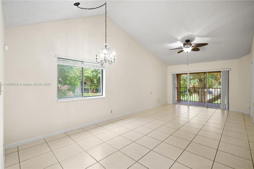 Picture of 13931 SW 91St Ter # 13931, Miami FL 33186