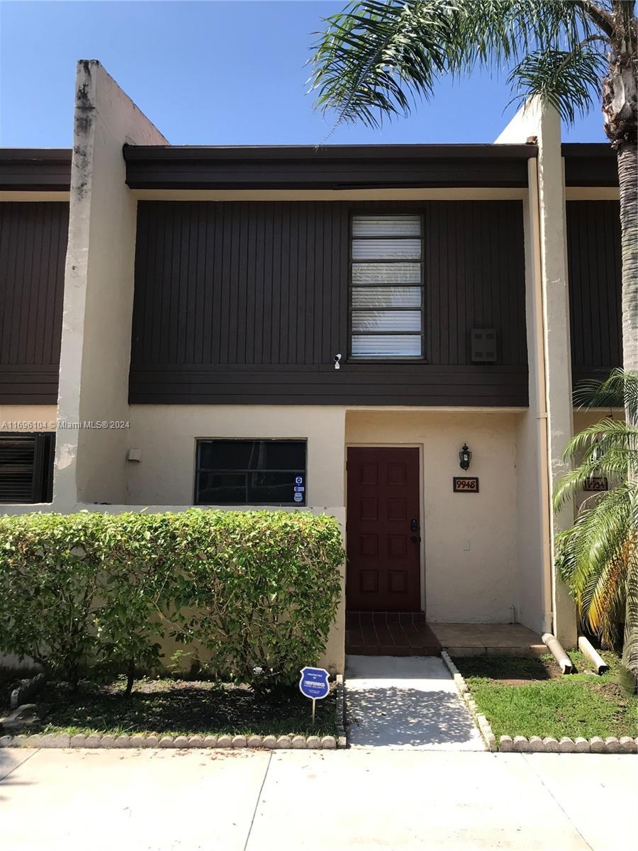 Picture of 9948 NW 10Th St # 6, Pembroke Pines, FL 33024