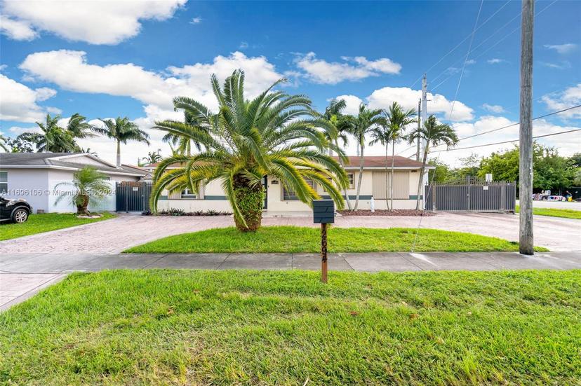 Picture of 12694 SW 191St Ter, Miami FL 33177