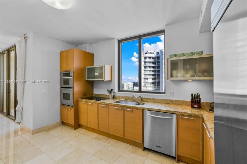 Picture of 16275 Collins Ave # 2202, Sunny Isles Beach FL 33160