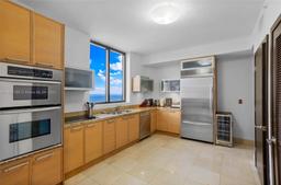 Picture of 16275 Collins Ave # 2202, Sunny Isles Beach, FL 33160