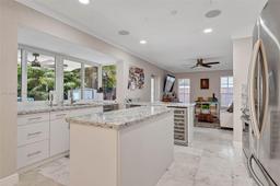 Picture of 6420 Dolphin Dr, Coral Gables, FL 33158