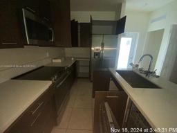 Picture of 4640 NW 84Th Ave # 41, Doral, FL 33166