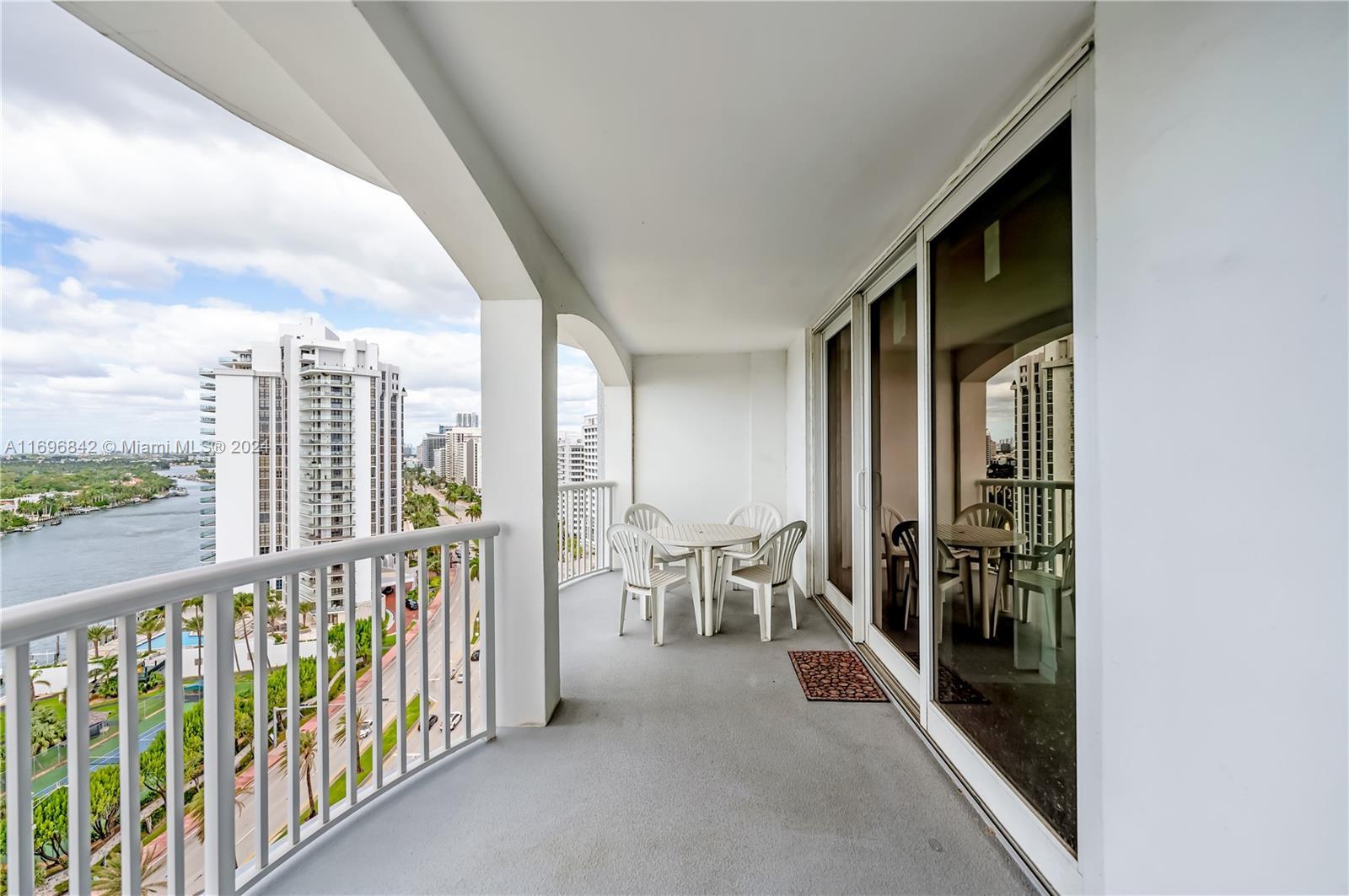 Picture of 5401 Collins Ave # 1424, Miami Beach, FL 33140