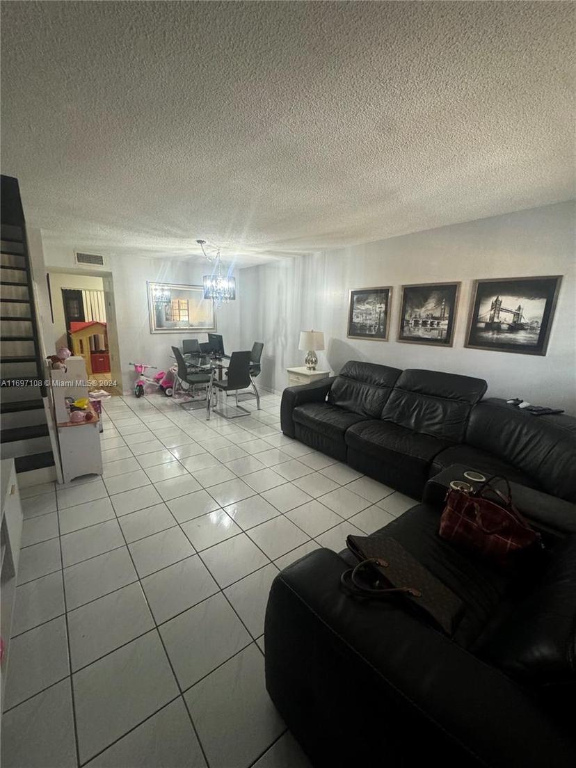 Picture of 5088 W 12Th Ln # 11, Hialeah FL 33012