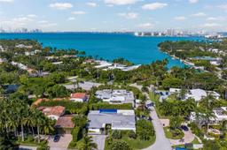 Picture of 6420 Pinetree Drive Cir, Miami Beach, FL 33141