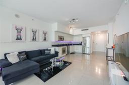 Picture of 92 SW 3Rd St # 2308, Miami, FL 33130