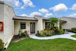 Picture of 224 Lake Constance Dr, West Palm Beach, FL 33411