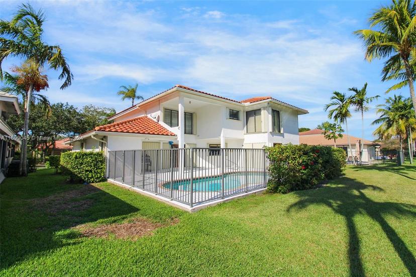 Picture of 1160 Fairfax Ln, Weston FL 33326