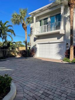 Picture of 2117 SE 5Th St # 2117, Pompano Beach, FL 33062