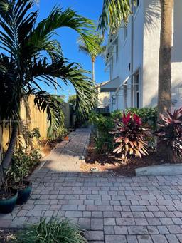 Picture of 2117 SE 5Th St # 2117, Pompano Beach, FL 33062