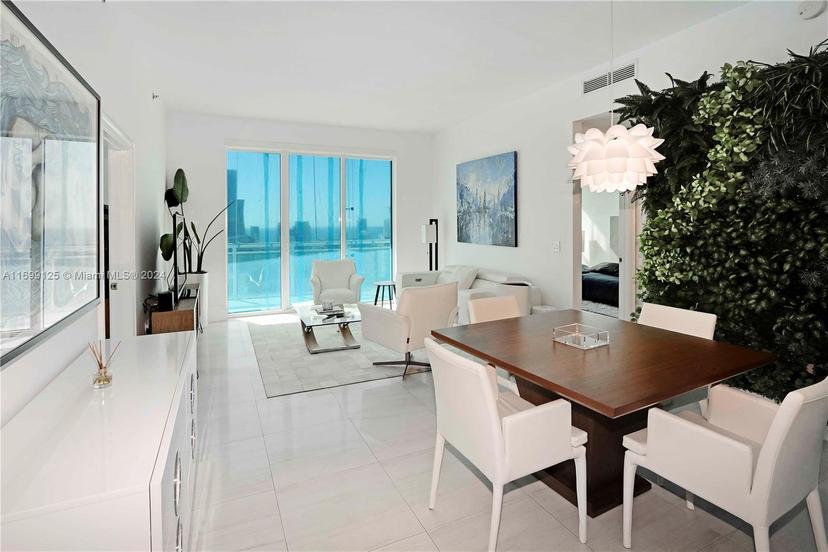 Picture of 950 Brickell Bay Dr # 4905, Miami FL 33131