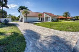 Picture of 10440 NW 133Rd St, Hialeah Gardens, FL 33018