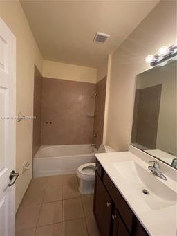 Picture of 3757 SE 2Nd St # 3757, Homestead, FL 33033