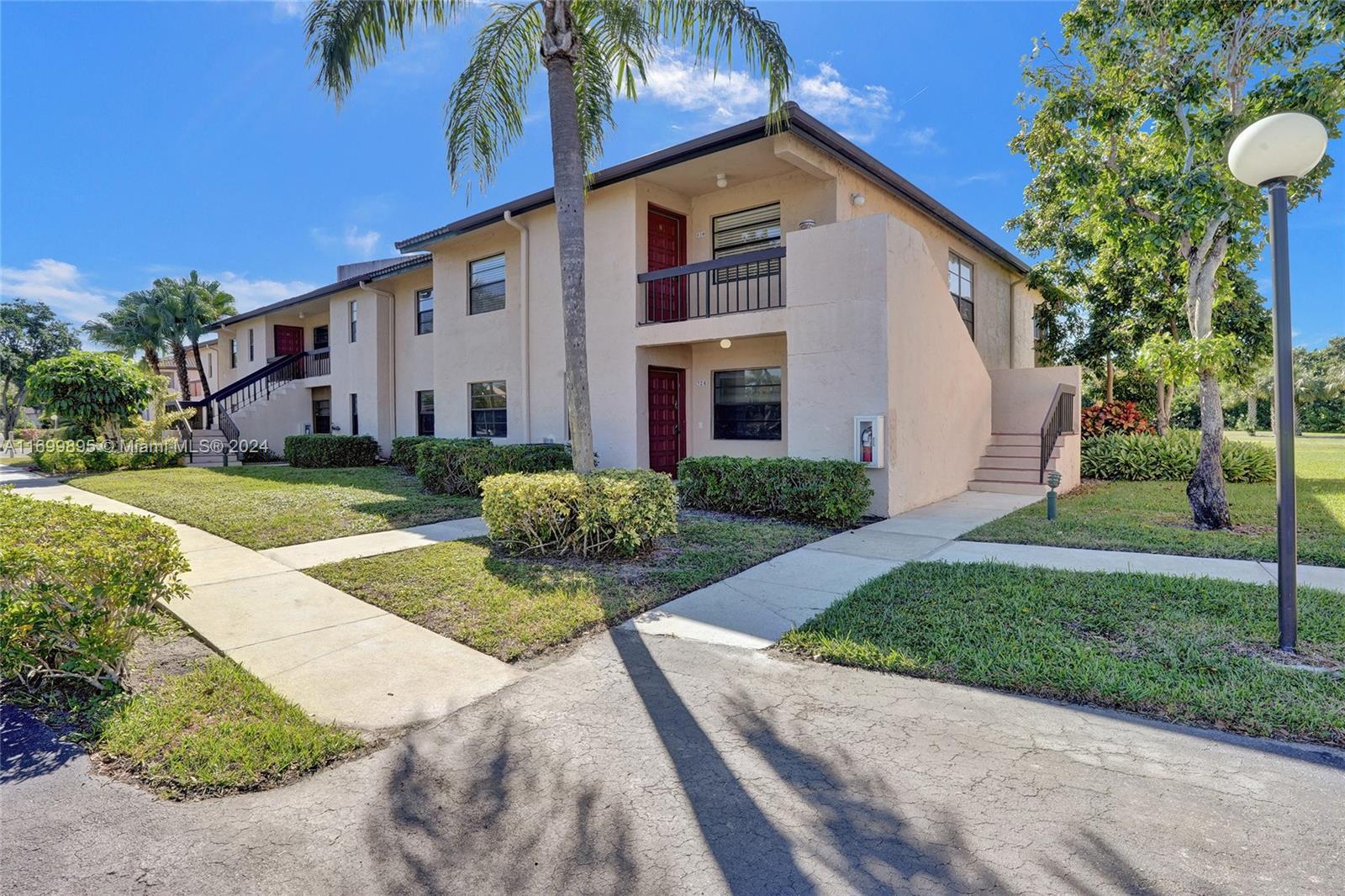 Picture of 9280 Vista Del Lago # G, Boca Raton, FL 33428