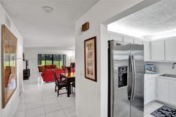 Picture of 9280 Vista Del Lago # G, Boca Raton, FL 33428