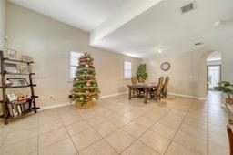 Picture of 185 SE 34Th Place, Homestead, FL 33033