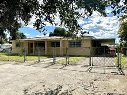 Picture of 480 W 37Th St, Hialeah, FL 33012