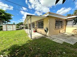 Picture of 480 W 37Th St, Hialeah, FL 33012