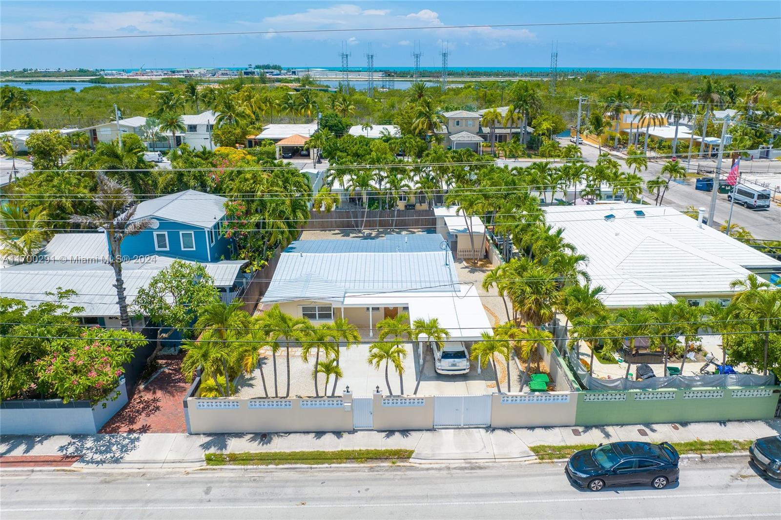 Picture of 3304 Flagler Ave, Key West, FL 33040