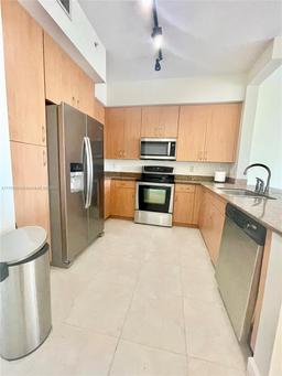 Picture of 1830 Radius Dr # 1324, Hollywood, FL 33020