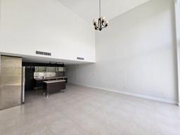 Picture of 6000 Collins Ave # 528, Miami Beach, FL 33140