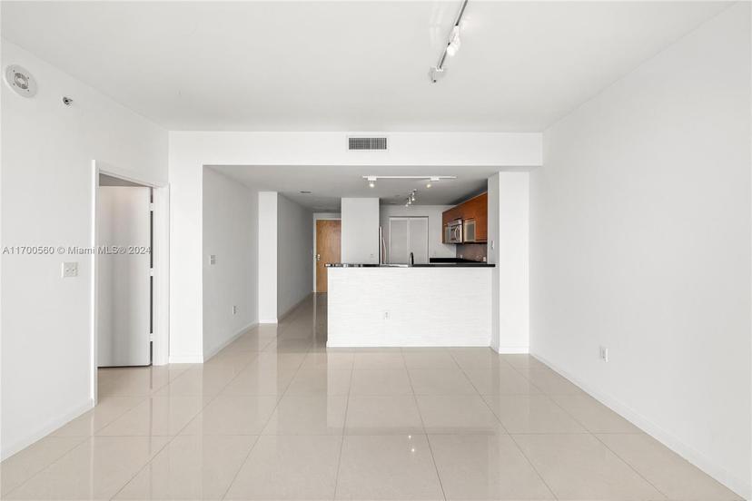 Picture of 253 NE 2Nd St # 2405, Miami FL 33132