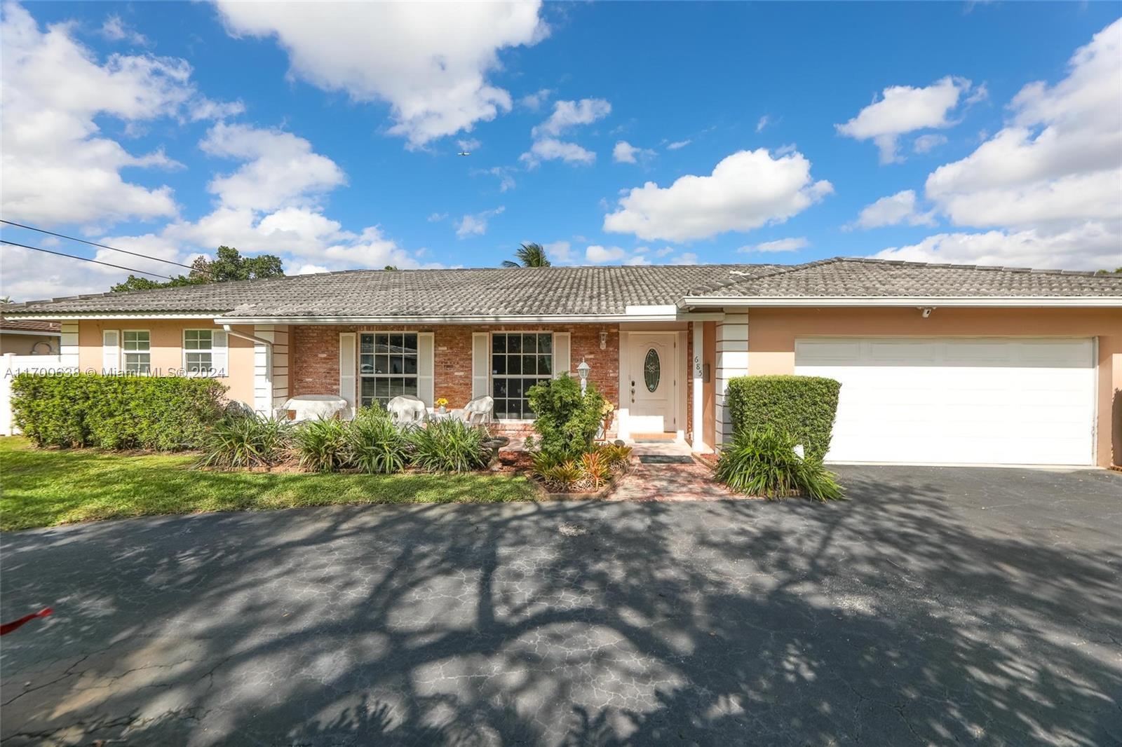 Picture of 6851 NW 6Th Ct, Plantation, FL 33317