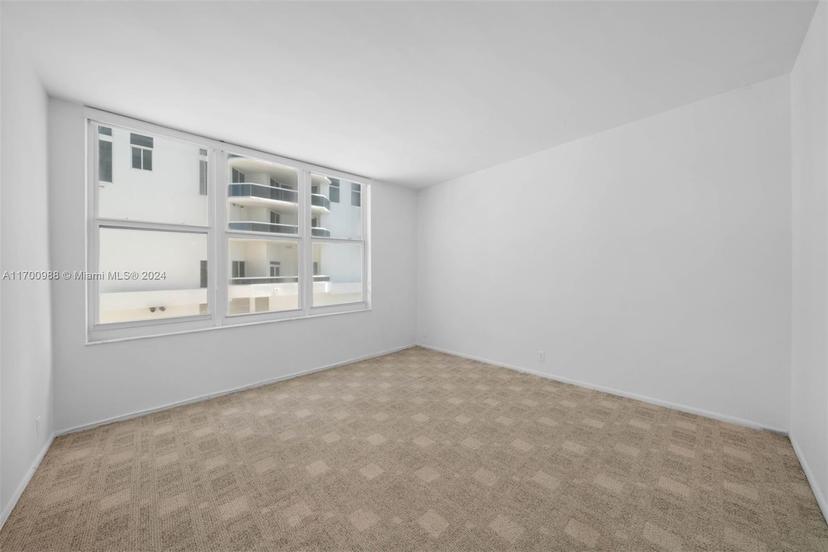 Picture of 4747 Collins Ave # 207, Miami Beach FL 33140