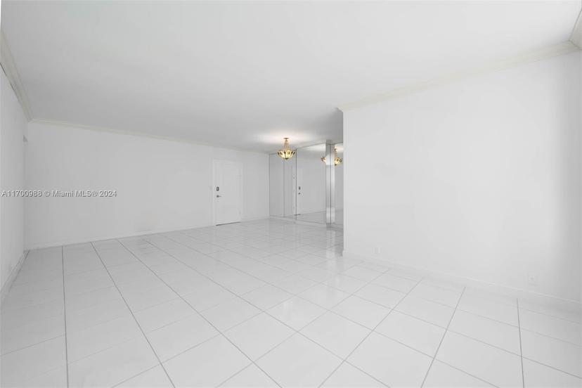 Picture of 4747 Collins Ave # 207, Miami Beach FL 33140