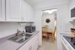 Picture of 17090 NE 14Th Ave # 304, North Miami Beach, FL 33162