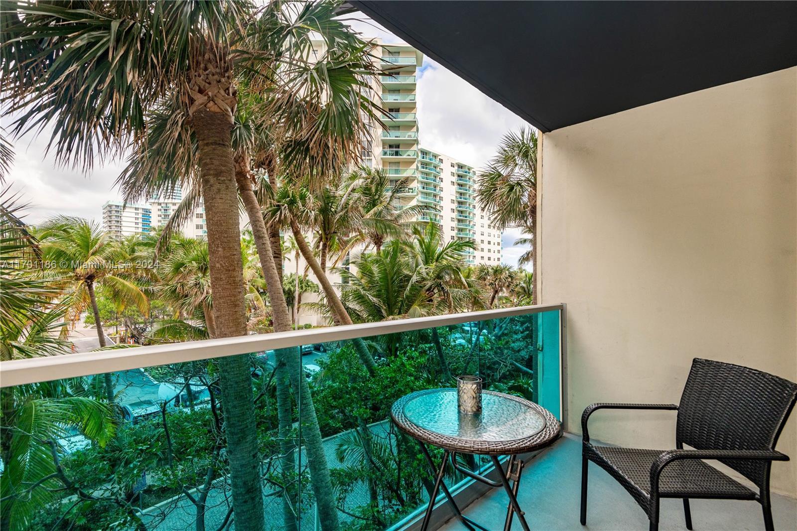 Picture of 4001 S Ocean Dr # 3C, Hollywood, FL 33019