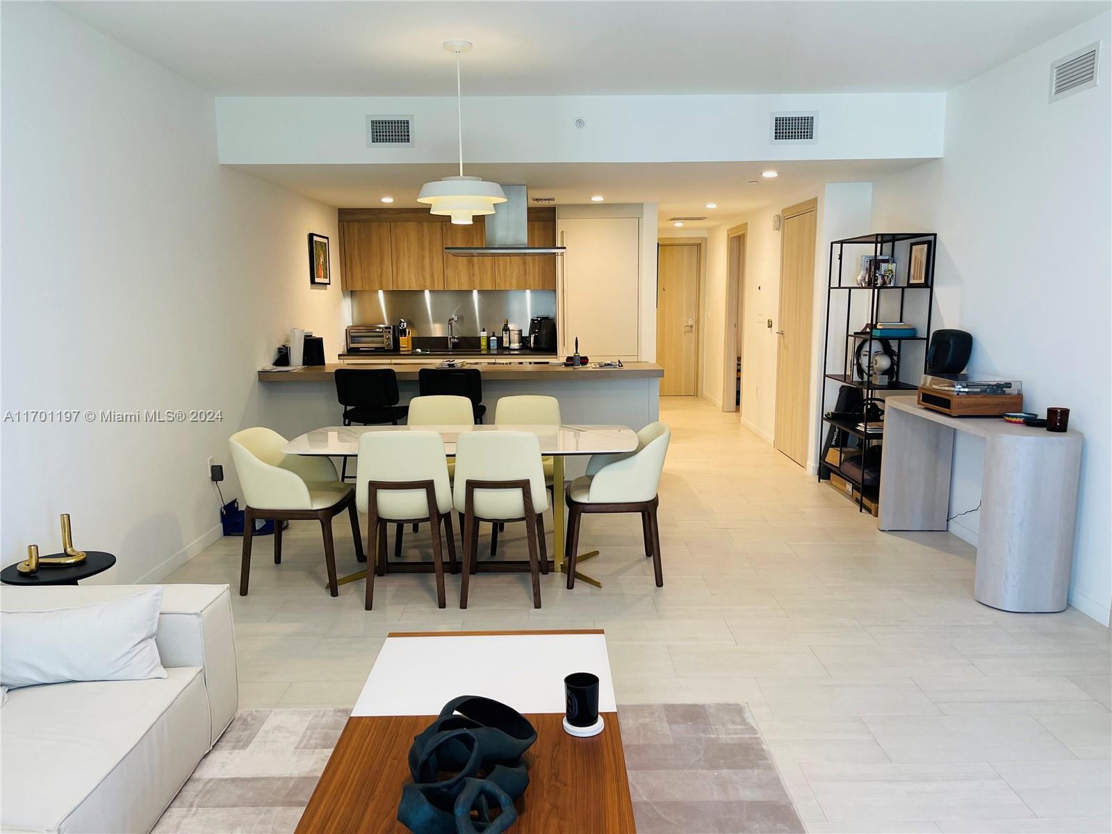 Picture of 1000 Brickell Plaza # 3905, Miami, FL 33131