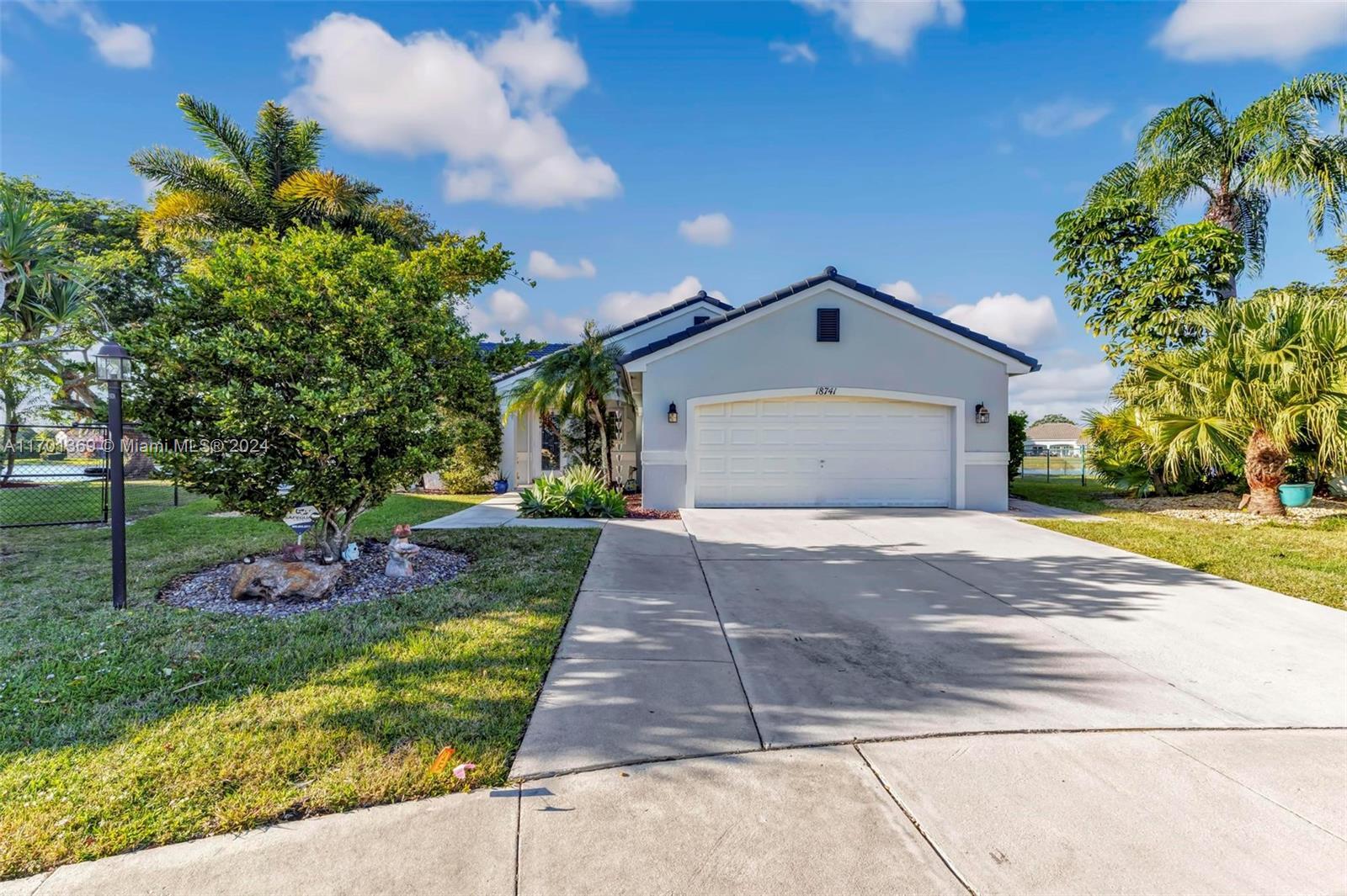 Picture of 18741 NW 3Rd St, Pembroke Pines, FL 33029