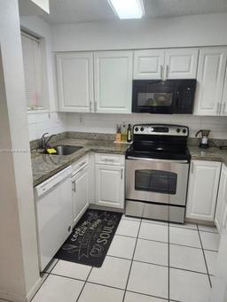 Picture of 14961 SW 82Nd Ter # 403, Miami, FL 33193