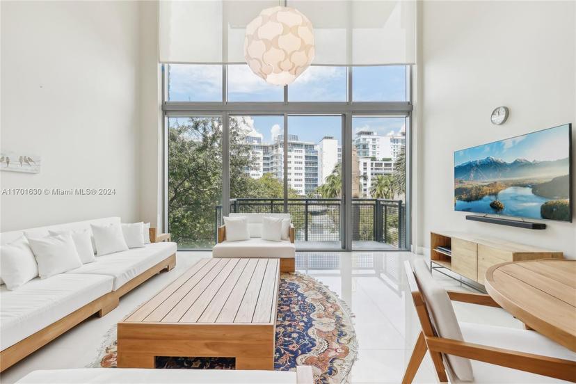 Picture of 6000 Collins Ave # 306, Miami Beach FL 33140