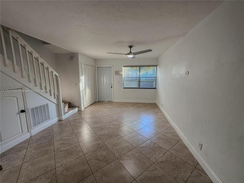 Picture of 9767 Riverside Dr # 2, Coral Springs FL 33071