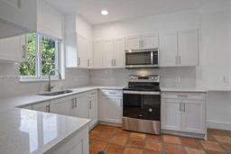 Picture of 2830 De Soto Blvd, Coral Gables, FL 33134